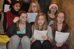 Vánoční zpívání a bruslení